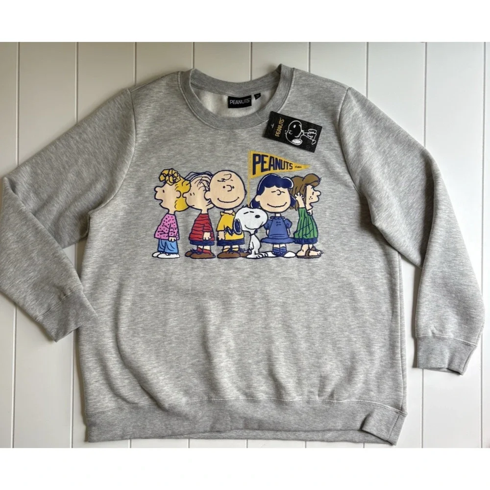 NWT Peanuts Charlie Brown Snoopy Gray Graphic Crewneck Sweatshirt Plus Size 1X - Picture 2 of 9
